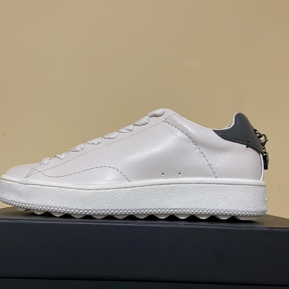 Coach G1903 LowTop White/Midnight Navy Sneakers. Size 6B - Picture 4 of 5